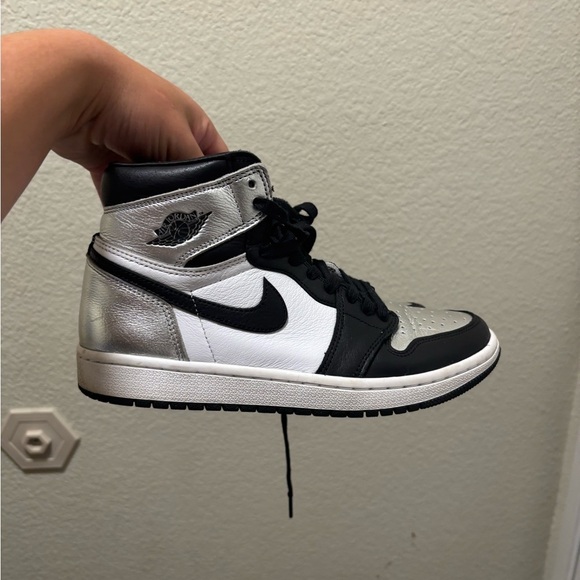 Jordan retro 1 high silver toe - Picture 5 of 9